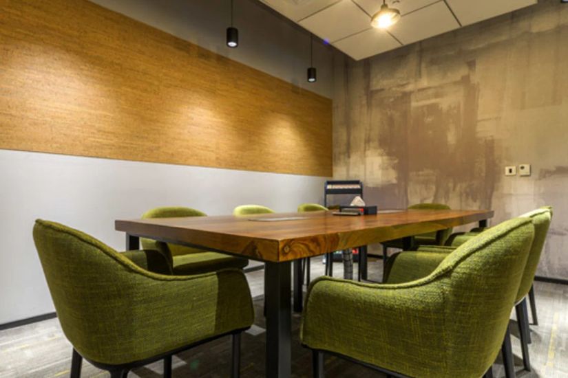 Awfis Parinee Crescenzo